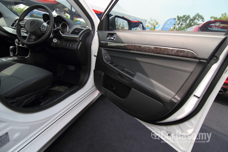 Proton Inspira Mk1  (2010) Interior