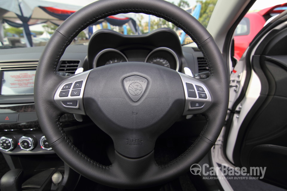 Proton Inspira Mk1  (2010) Interior