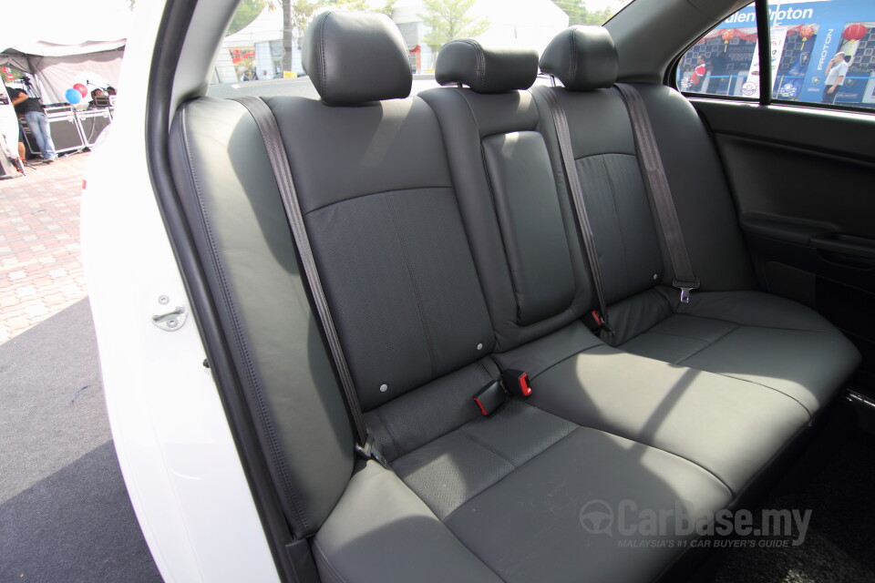 Chevrolet Cruze J300 (2012) Interior