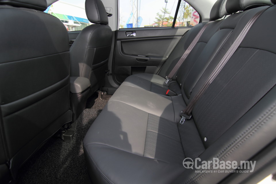 Proton Inspira Mk1  (2010) Interior