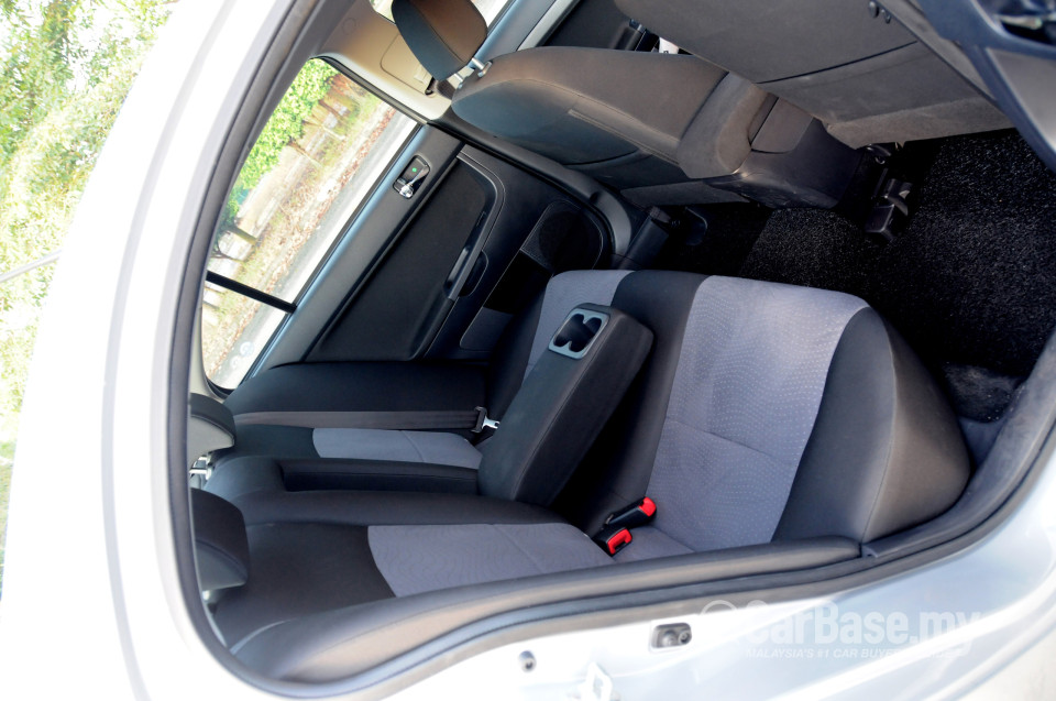 Proton Inspira Mk1  (2010) Interior