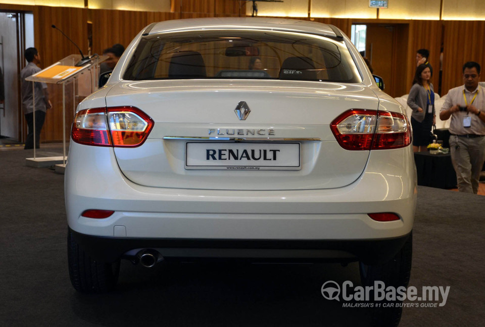 Renault Fluence Mk1 (2014) Exterior