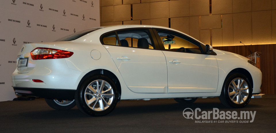 Renault Fluence Mk1 (2014) Exterior