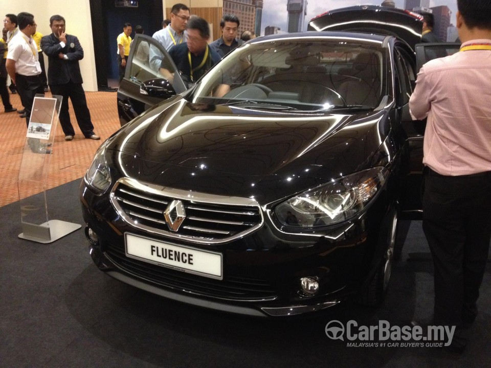 Renault Fluence Mk1 (2014) Exterior