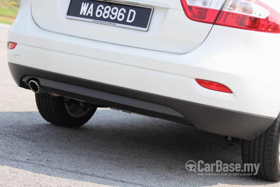 Renault Fluence Mk1 (2014) Exterior