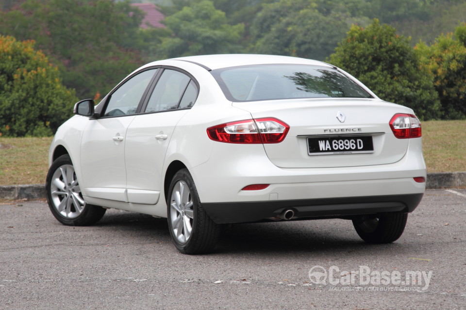 Renault Fluence Mk1 (2014) Exterior