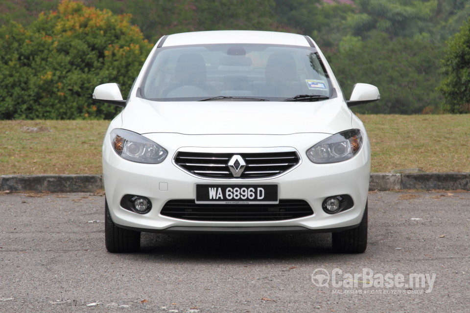 Renault Fluence Mk1 (2014) Exterior