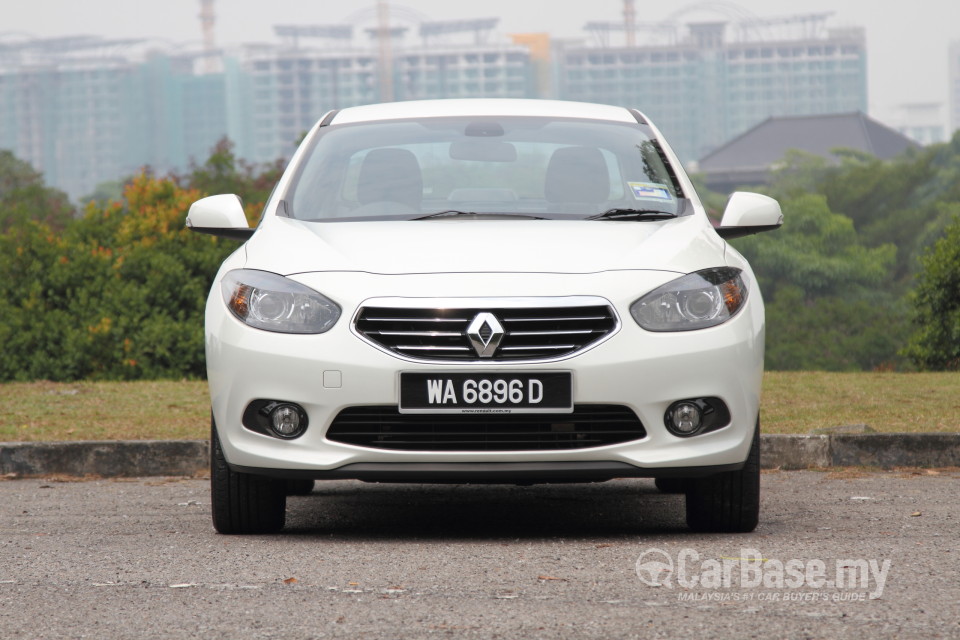 Renault Fluence Mk1 (2014) Exterior
