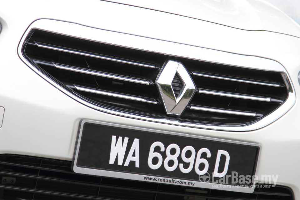Renault Fluence Mk1 (2014) Exterior