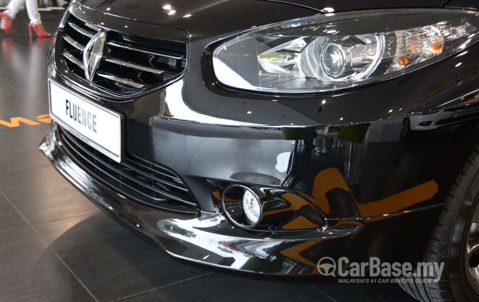 Renault Fluence Mk1 (2014) Exterior