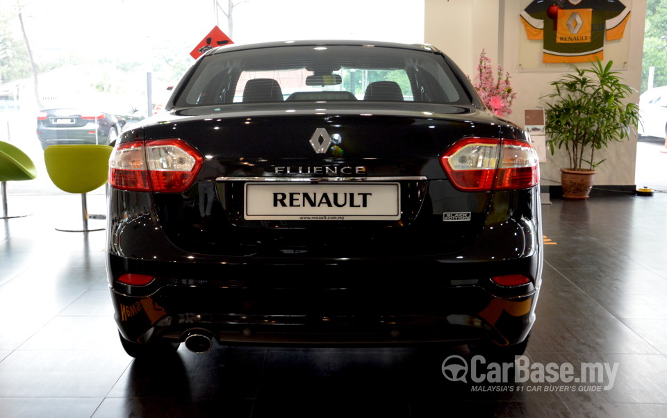 Renault Fluence Mk1 (2014) Exterior