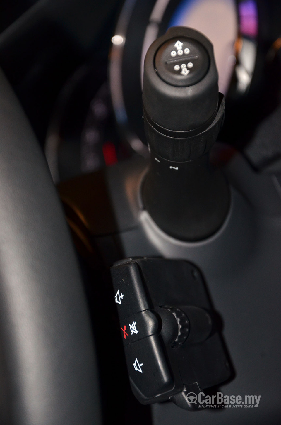 Renault Fluence Mk1 (2014) Interior