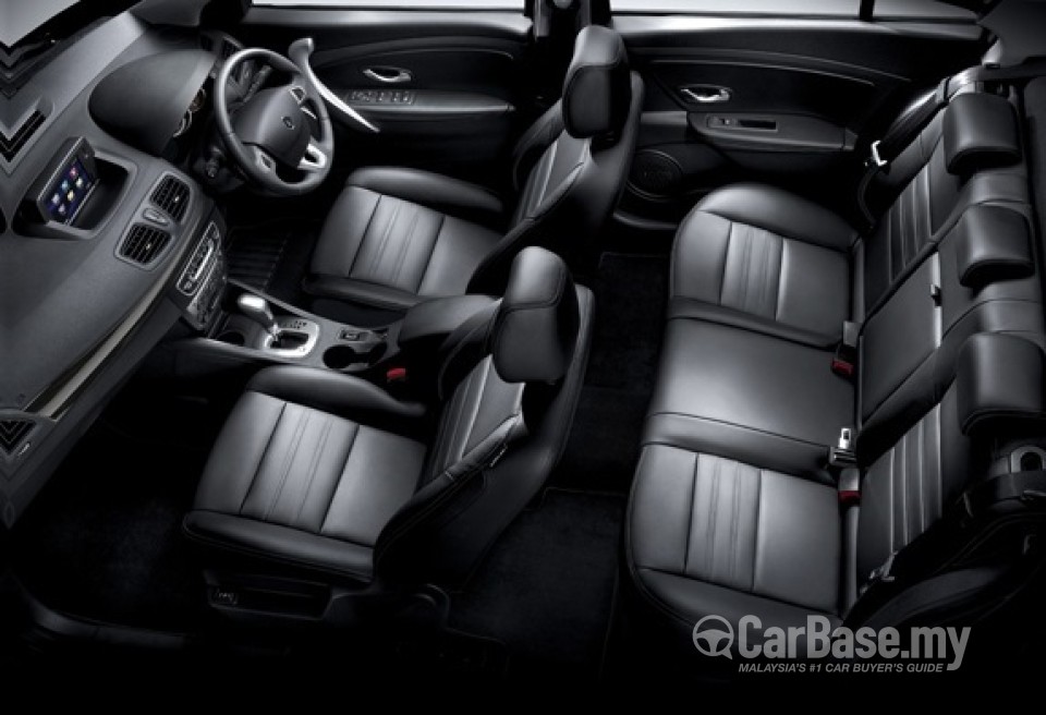 Renault Fluence Mk1 (2014) Interior
