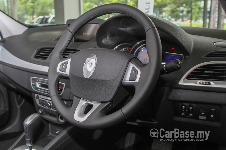 Renault Fluence Mk1 Facelift (2015) Interior
