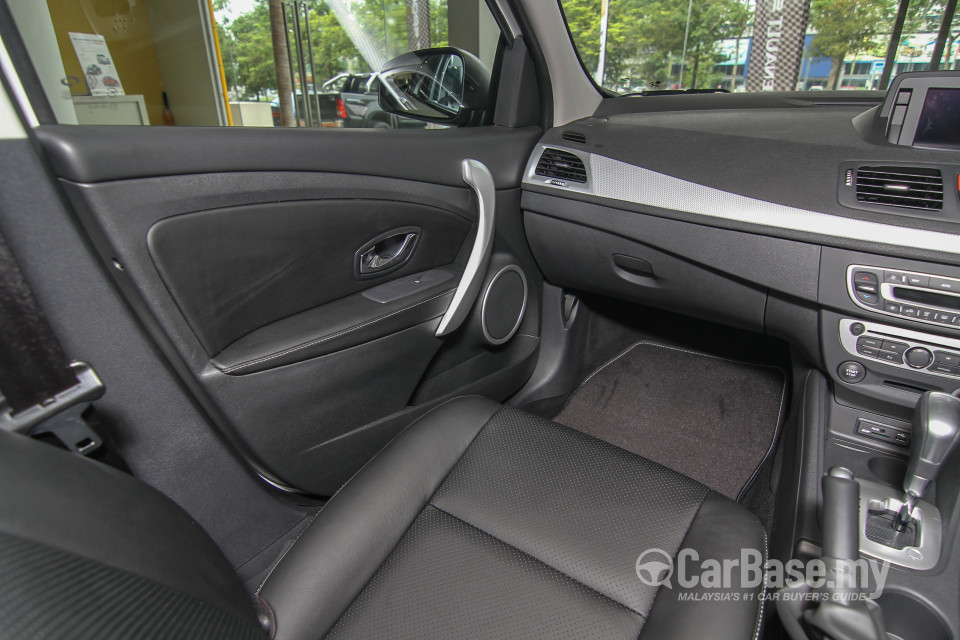 Renault Fluence Mk1 Facelift (2015) Interior