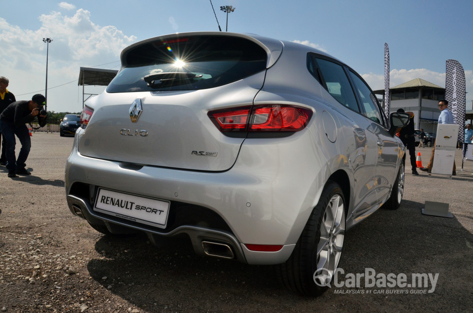 Renault Clio RS Mk4 (2014) Exterior