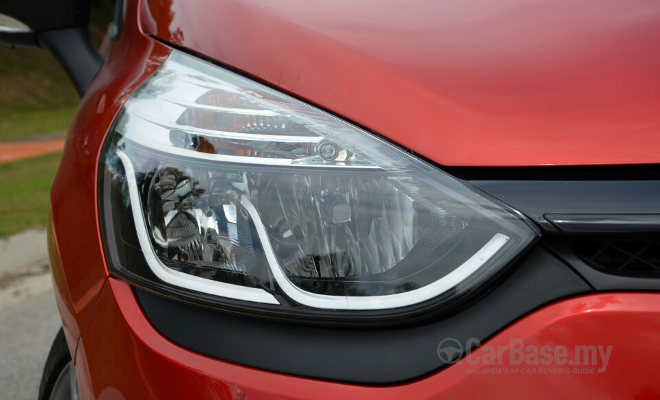 Nissan Grand Livina L11 Facelift (2013) Exterior