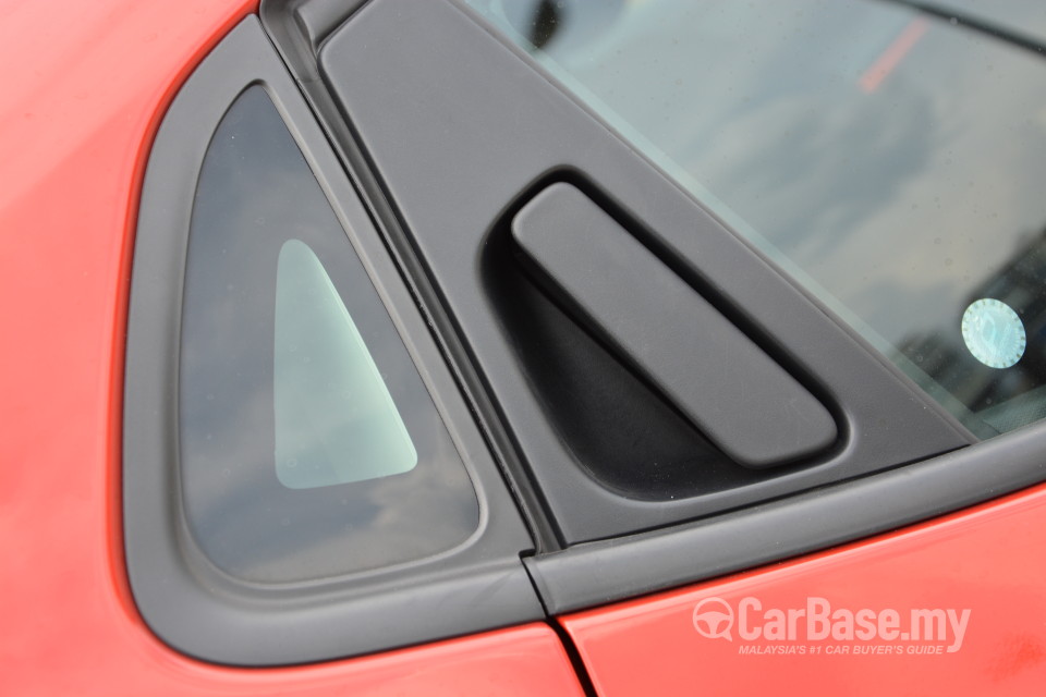Renault Clio RS Mk4 (2014) Exterior