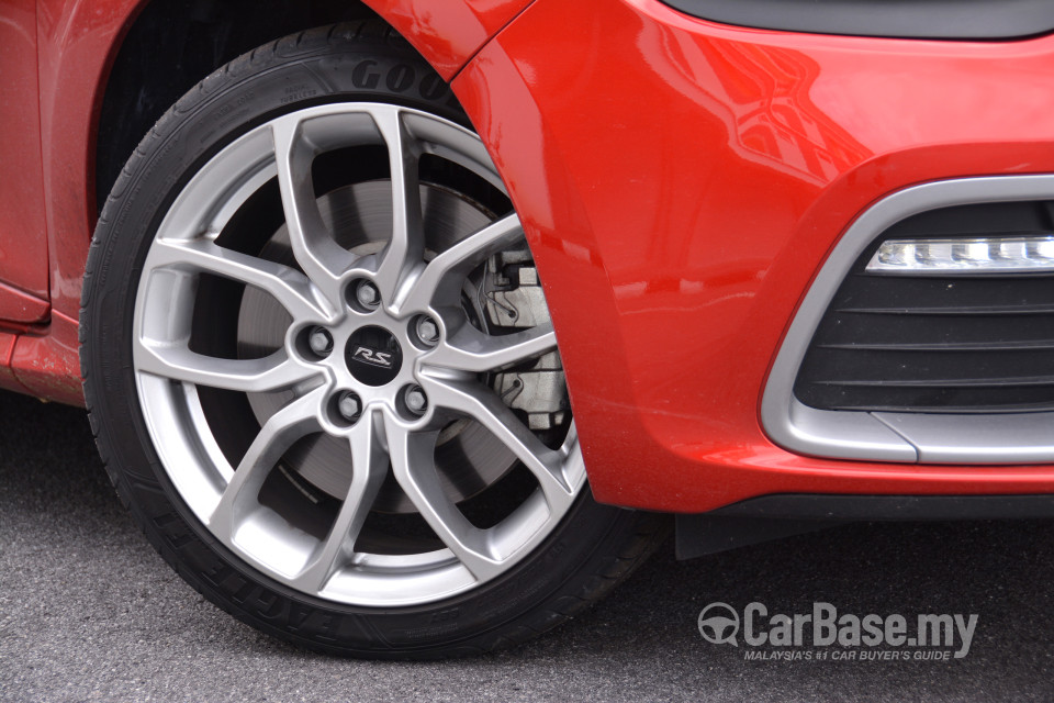 Renault Clio RS Mk4 (2014) Exterior