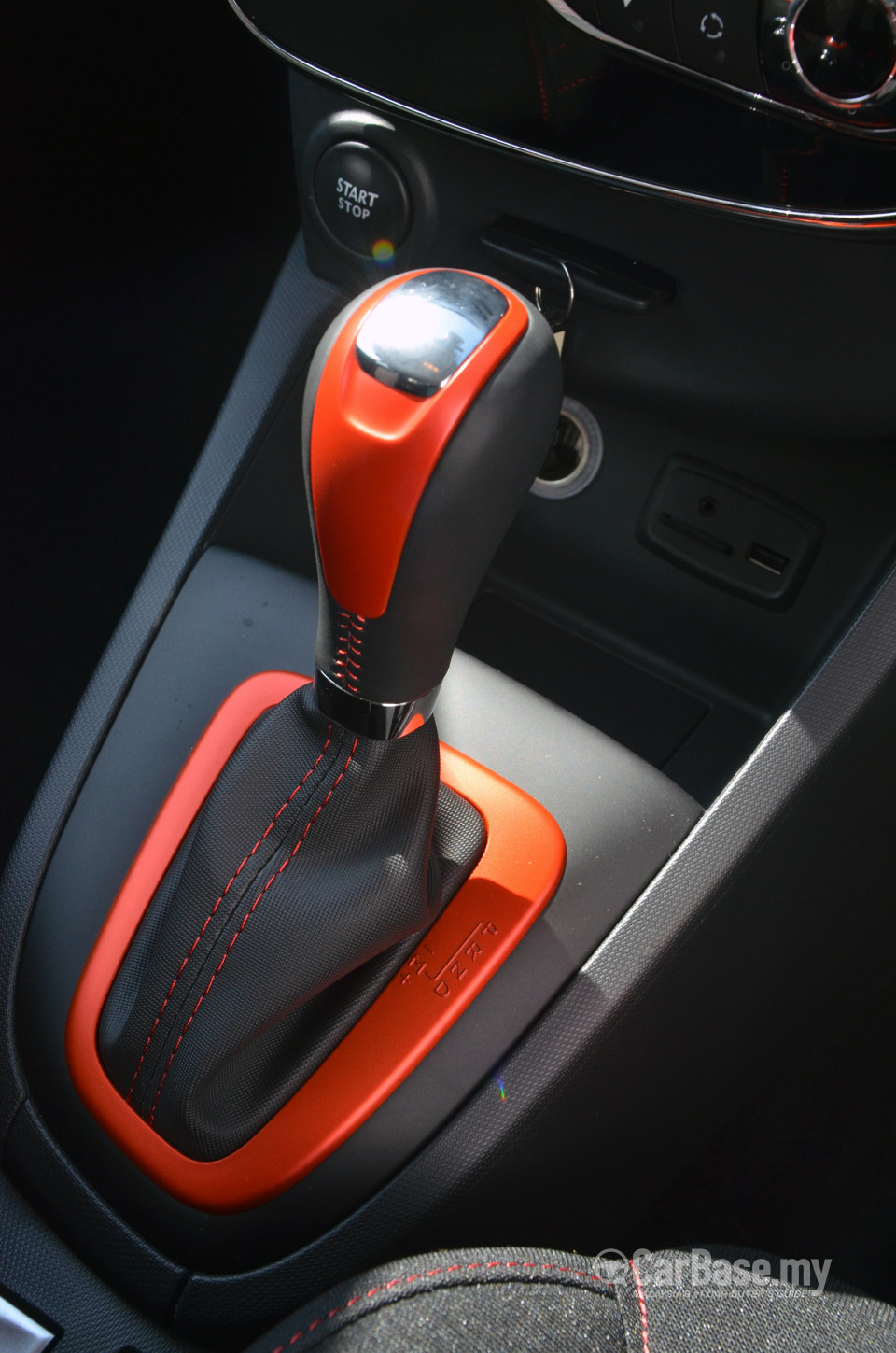 Renault Clio RS Mk4 (2014) Interior