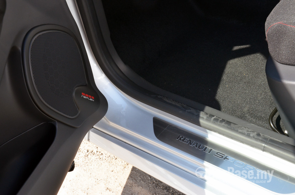 Renault Clio RS Mk4 (2014) Interior