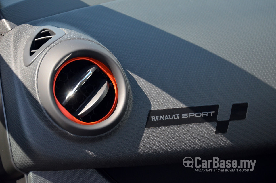 Renault Clio RS Mk4 (2014) Interior