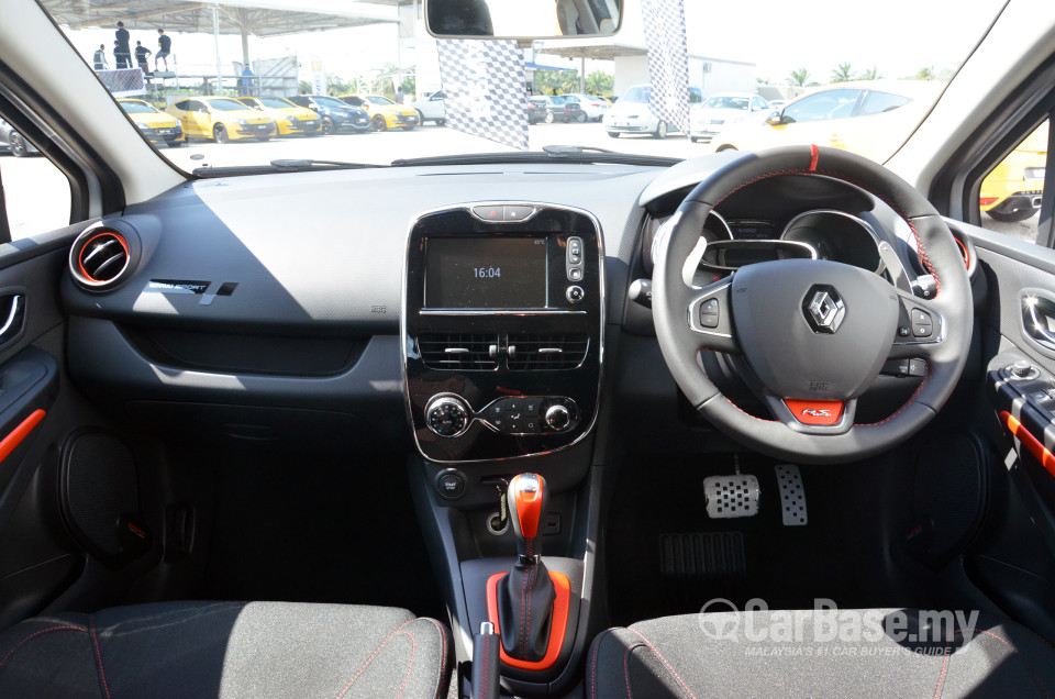 Renault Clio RS Mk4 (2014) Interior