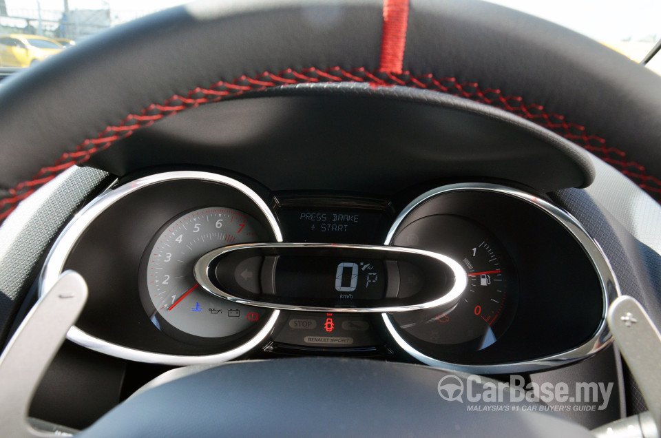 Renault Clio RS Mk4 (2014) Interior