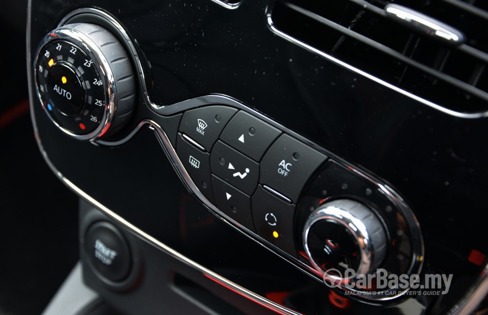 Renault Clio RS Mk4 (2014) Interior