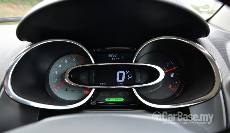 Renault Clio RS Mk4 (2014) Interior