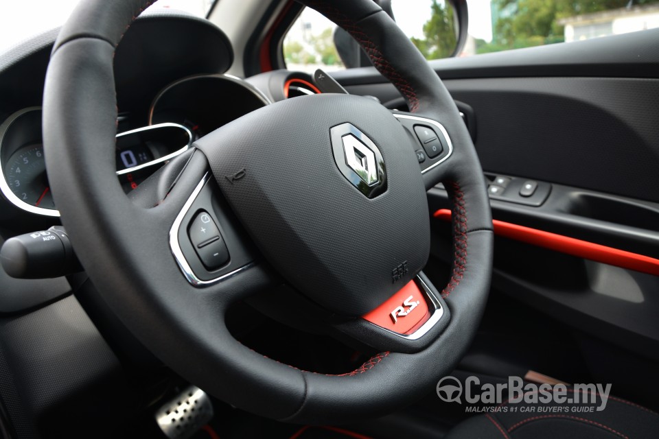 Renault Clio RS Mk4 (2014) Interior