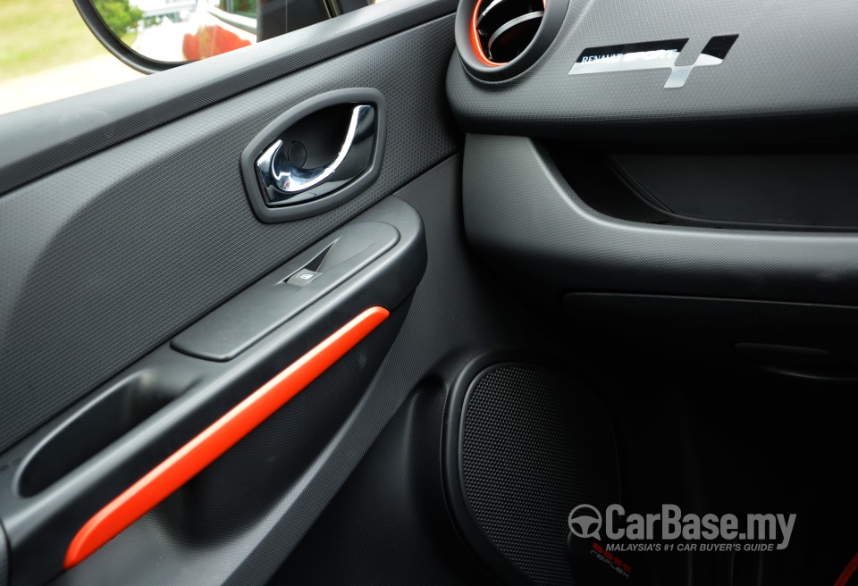 Renault Clio RS Mk4 (2014) Interior