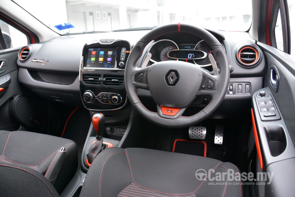 Renault Clio RS Mk4 (2014) Interior