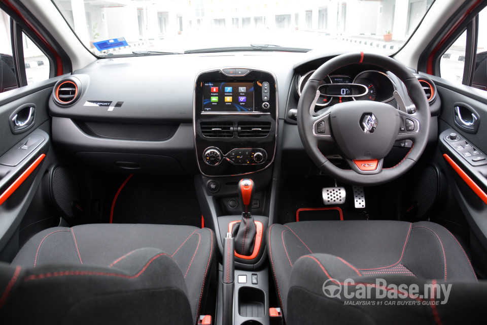 Renault Clio RS Mk4 (2014) Interior