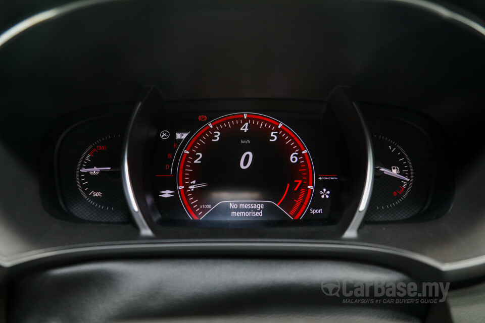 Toyota Fortuner AN160 (2016) Interior