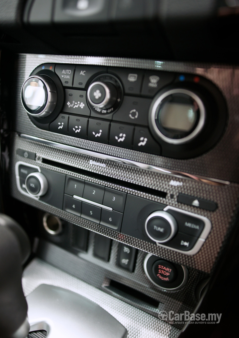 Renault Koleos Mk1 Facelift (2014) Interior