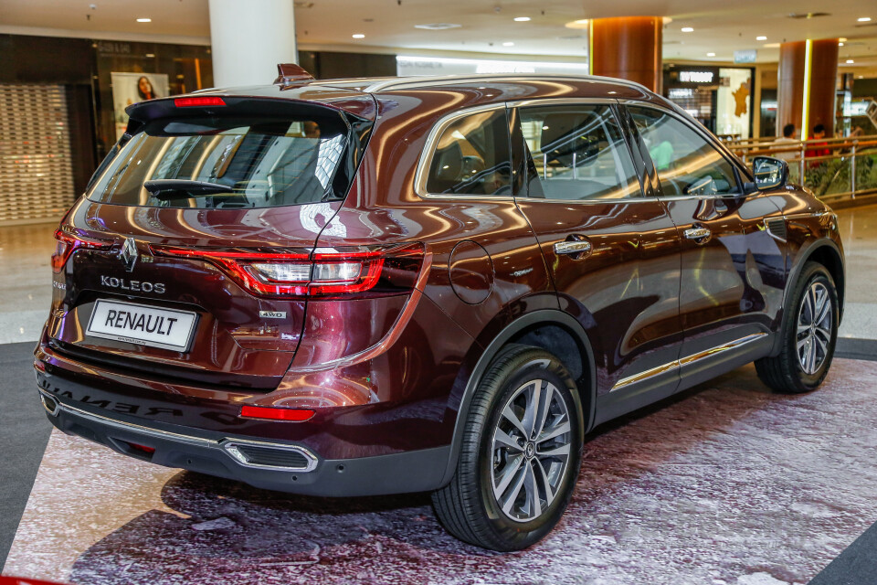 Nissan Grand Livina L11 Facelift (2013) Exterior