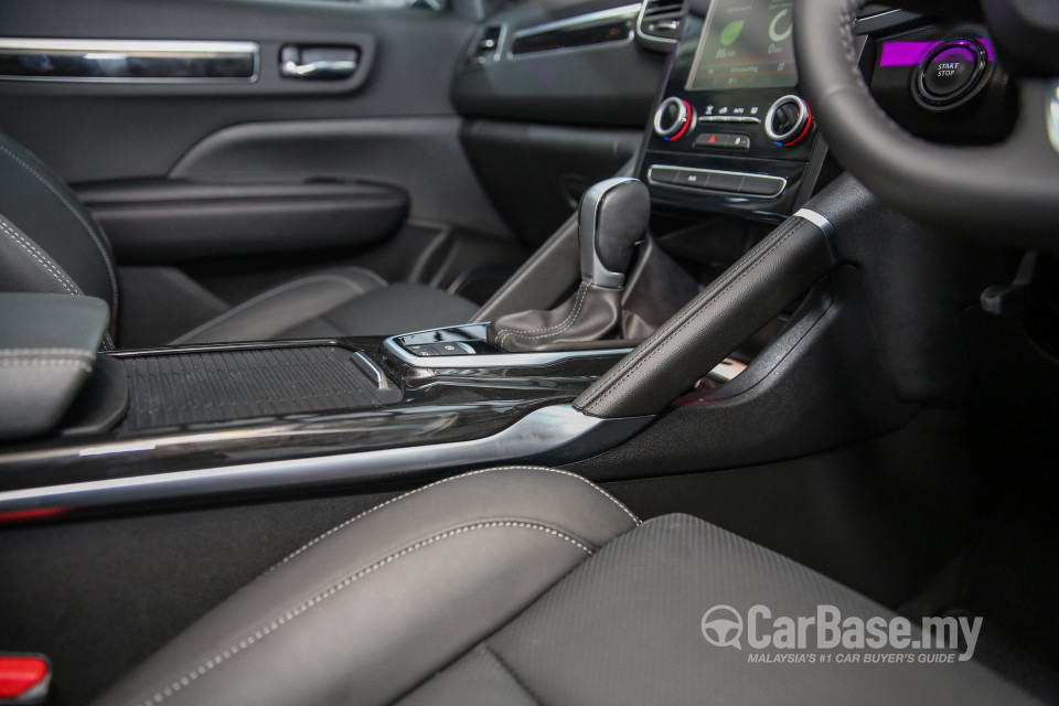 Renault Koleos Mk2 (2016) Interior