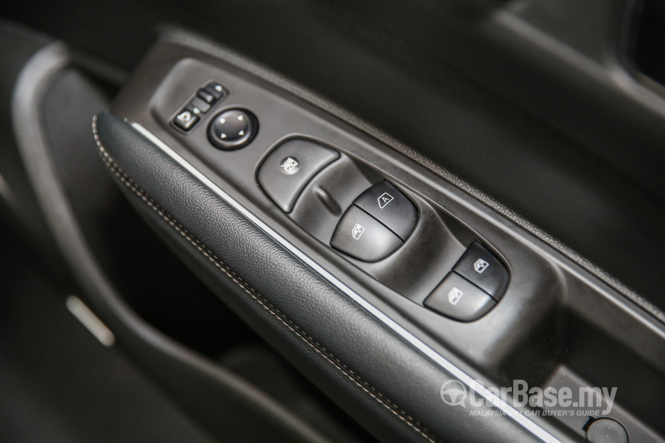 Renault Koleos Mk2 (2016) Interior