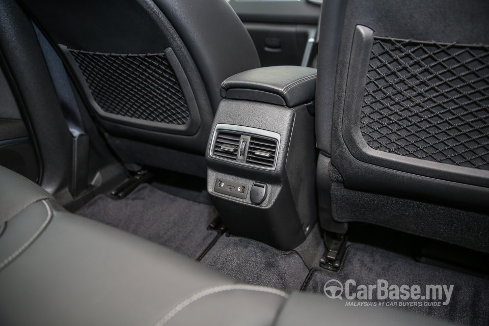 Renault Koleos Mk2 (2016) Interior