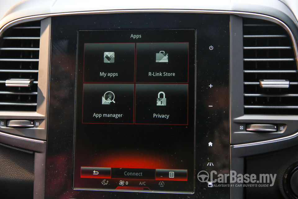 Renault Koleos Mk2 (2016) Interior