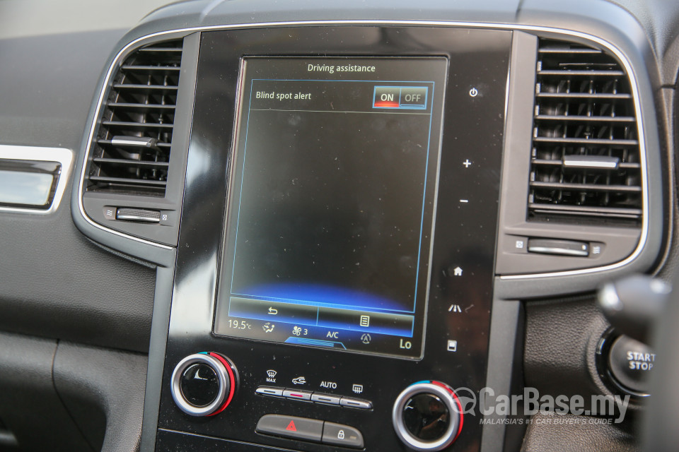 Renault Koleos Mk2 (2016) Interior