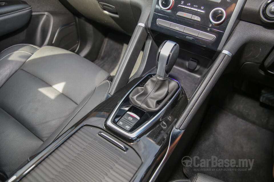 Audi A4 B9 (2016) Interior