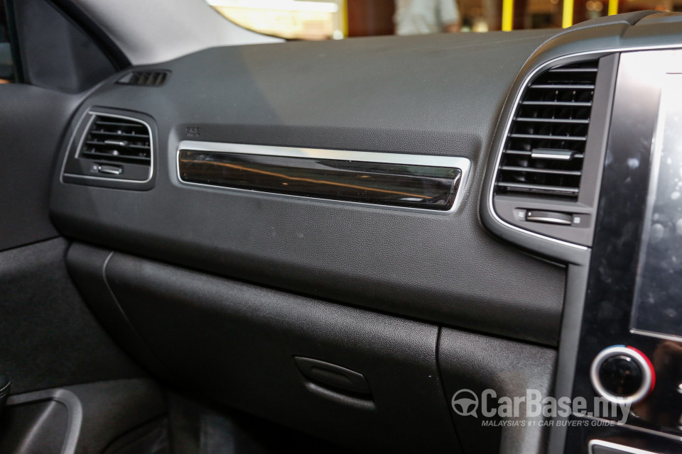 Renault Koleos Mk2 (2016) Interior