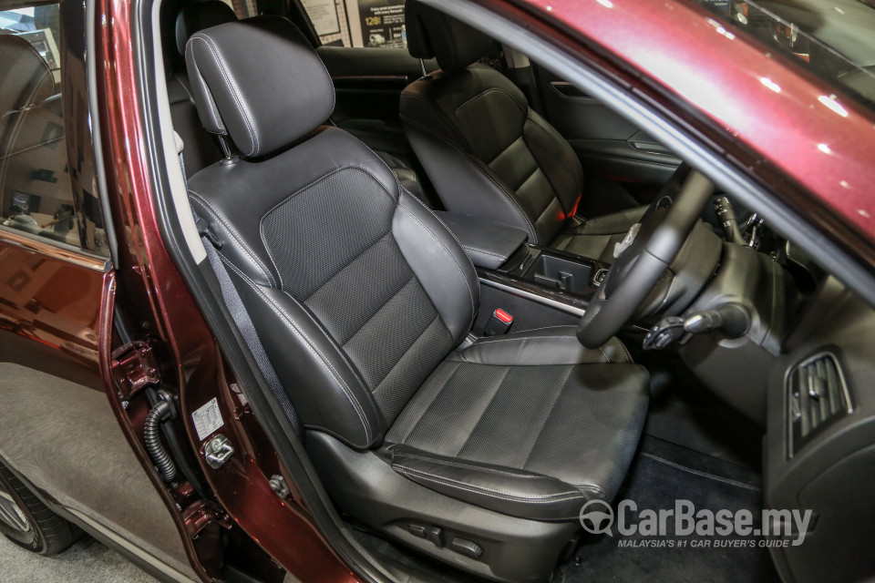 Renault Koleos Mk2 (2016) Interior
