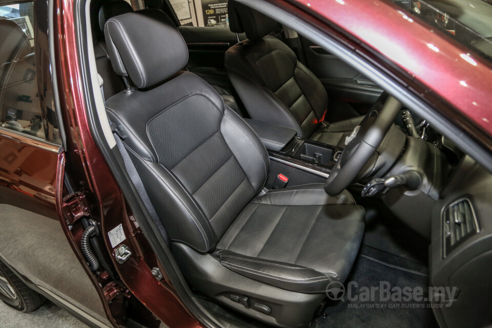 Toyota Fortuner AN160 (2016) Interior