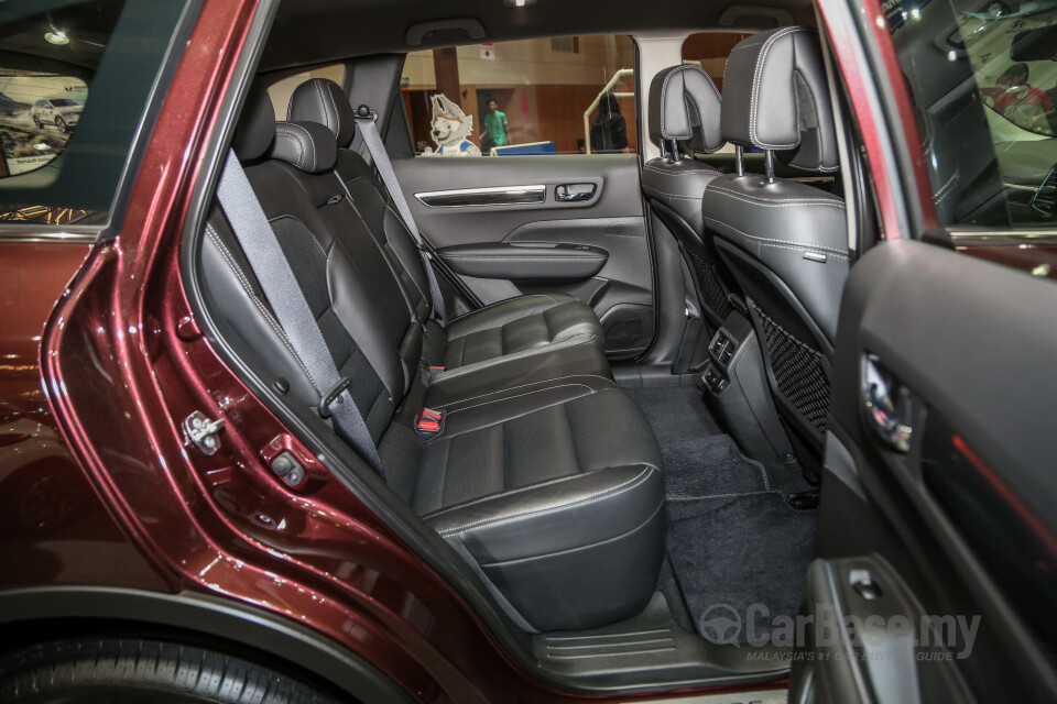 Proton Exora Mk1 RC (2019) Interior