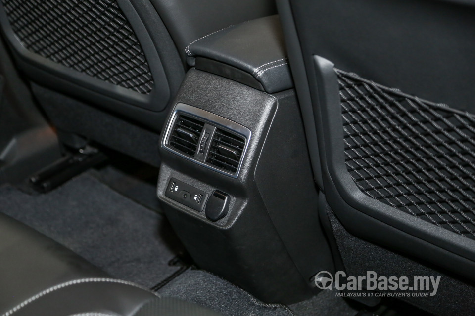 Renault Koleos Mk2 (2016) Interior