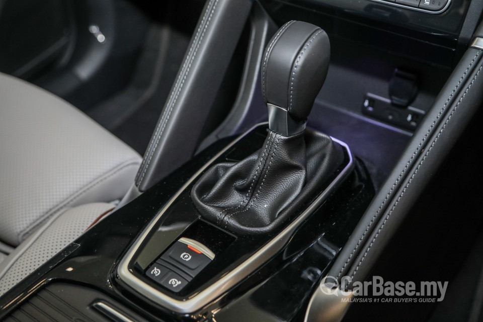 Renault Koleos Mk2 2nd Facelift  (2021) Interior