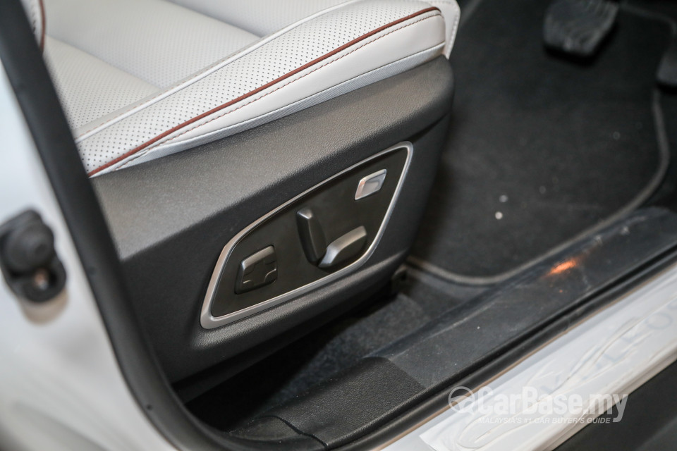 Renault Koleos Mk2 2nd Facelift  (2021) Interior